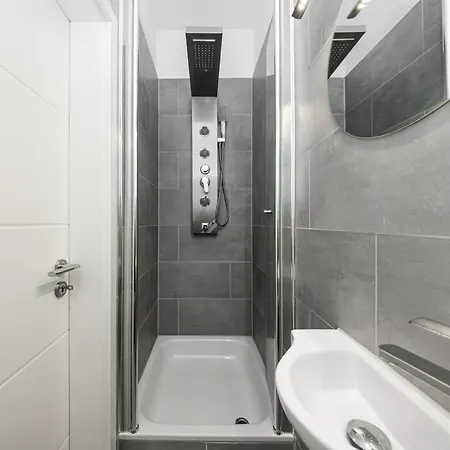 Апартаменты 3g Lv 5-zimmer-apartment Hbf *