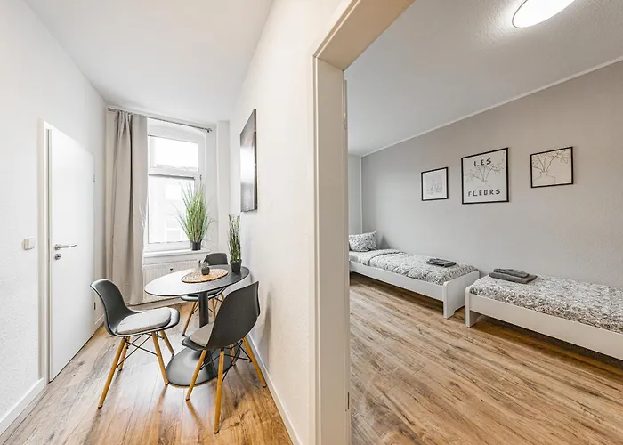 Διαμέρισμα 3g Lv 5-zimmer-apartment Hbf Halle (Saale)