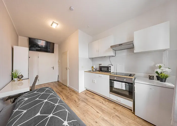 Διαμέρισμα 3g Lv 5-zimmer-apartment Hbf Halle (Saale)