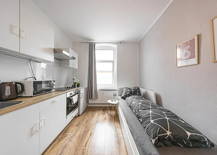 Διαμέρισμα 3g Lv 5-zimmer-apartment Hbf *