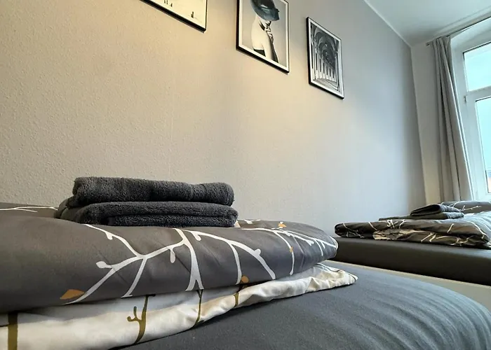 3g Lv 5-zimmer-apartment Hbf * Halle (Saale)